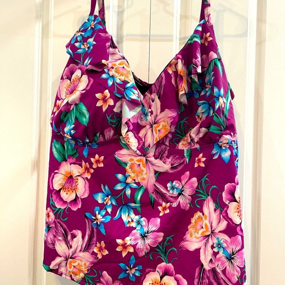 Plus Size Tankini Top